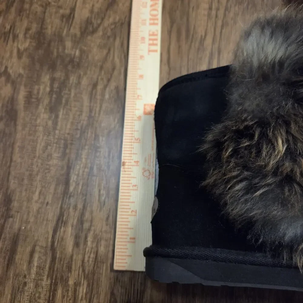 EMU Australia Stinger Mini Lava Boots Womens 7‎ Black Sheepskin Fur Snow Winter
